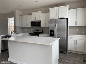 7059 Delegate Pl in Frederick, MD - Building Photo - Building Photo