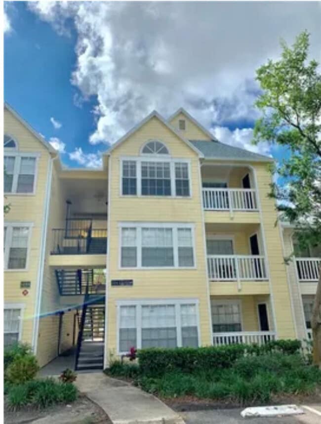 property at 1055 S Hiawassee Rd