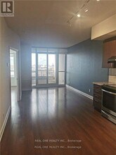 89 S Town Centre Blvd in Markham, ON - Building Photo - Building Photo