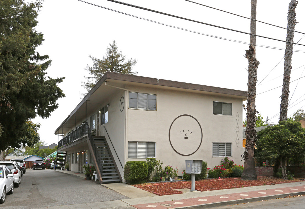 1077 Eugene Ave in San Jose, CA - Foto de edificio