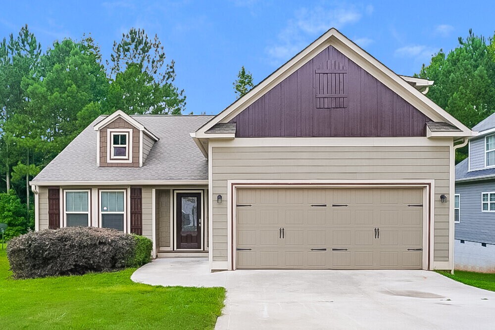 607 Savannah Dr in Villa Rica, GA - Building Photo