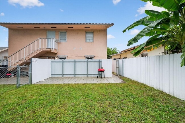 4782 NW Flagler Terrace in Miami, FL - Building Photo - Building Photo