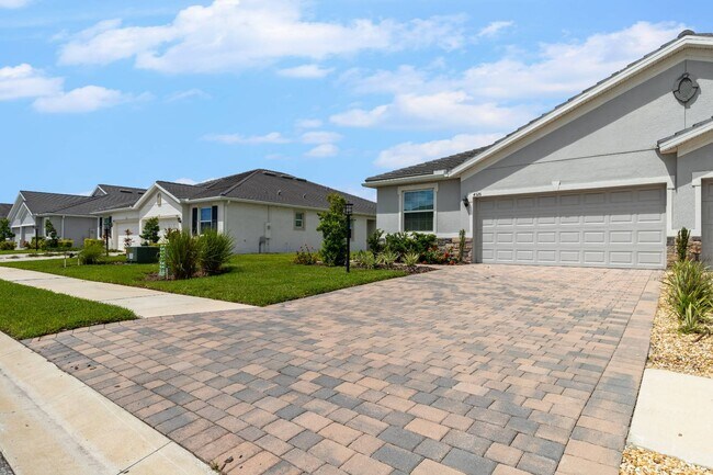 4326 Sunmill Ct in Bradenton, FL - Building Photo - Building Photo