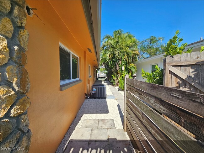 property at 103 Tahiti St