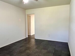 5322 Tavenor Ln in Houston, TX - Building Photo - Building Photo