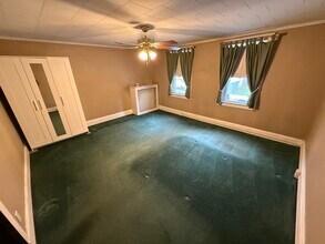 409 E Mahanoy St in Mahanoy City, PA - Building Photo - Building Photo