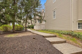 12349 Lima Ln in Reston, VA - Building Photo - Building Photo