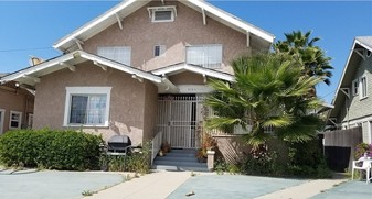 Pasadena Cottages Apartments