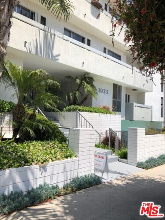 1033 3rd St in Santa Monica, CA - Building Photo