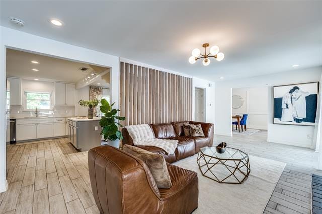 property at 2617 Beechmont Dr