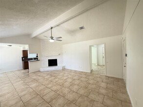 10715 Sagewillow Ln in Houston, TX - Building Photo - Building Photo