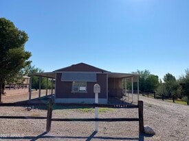 33401 N 224th Ave in Wittmann, AZ - Building Photo