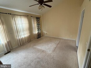 47684 Sandbank Square in Sterling, VA - Building Photo - Building Photo