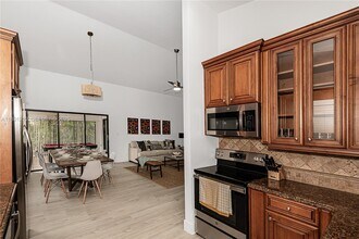 216 SE 9th St in Dania Beach, FL - Building Photo - Building Photo