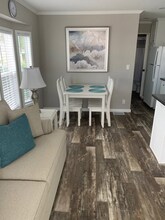 2580 NE Indian River Dr in Jensen Beach, FL - Foto de edificio - Building Photo