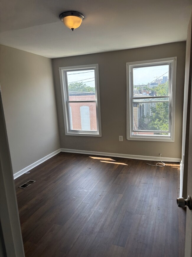 property at 1831 E Lafayette Ave