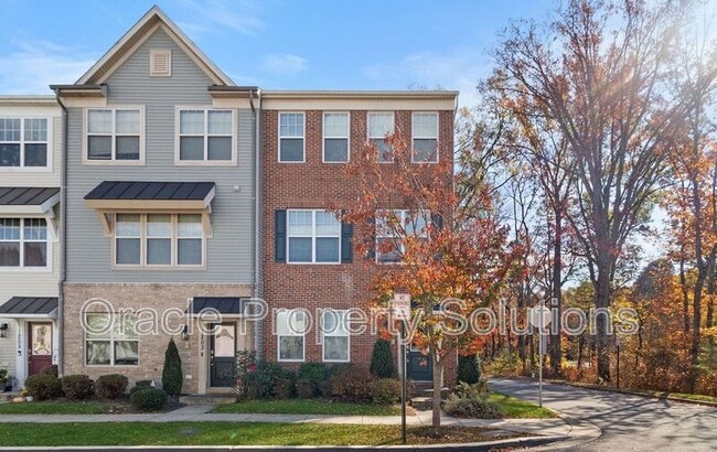 property at 1201 Falcon Point Dr