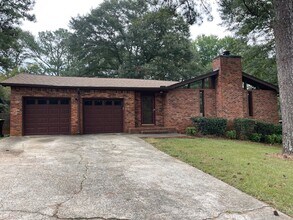 7760 Glen Devon Rd in Jonesboro, GA - Building Photo - Building Photo