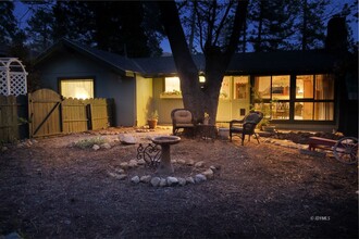 53835 Pine Crest Ave in Idyllwild, CA - Building Photo - Building Photo