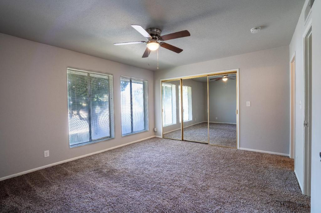 2243 Helm Ave in Clovis, CA - Building Photo - Building Photo