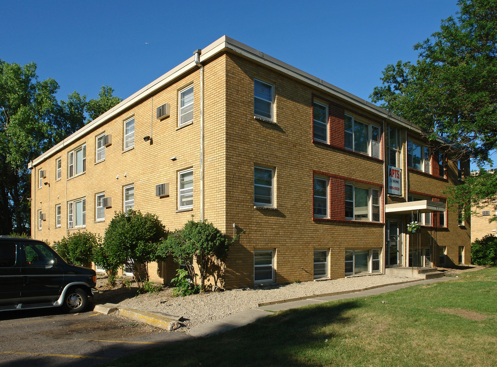 McCarrons Apartments in Roseville, MN - Building Photo