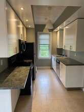 605 Admiral St-Unit -605 Admiral #3 in Providence, RI - Building Photo - Building Photo