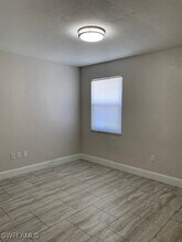 7651 Winged Foot Dr in Ft. Myers, FL - Building Photo - Building Photo