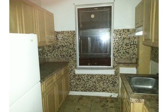 The Majestic in Bronx, NY - Foto de edificio - Interior Photo