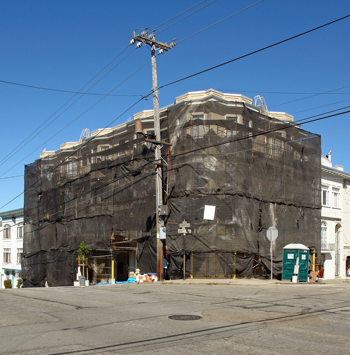 1900 Cabrillo St in San Francisco, CA - Building Photo