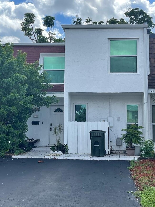 332 Sunshine Dr