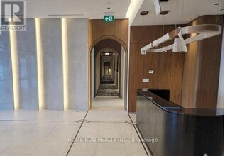 560 Rideau St in Ottawa, ON - Building Photo - Building Photo