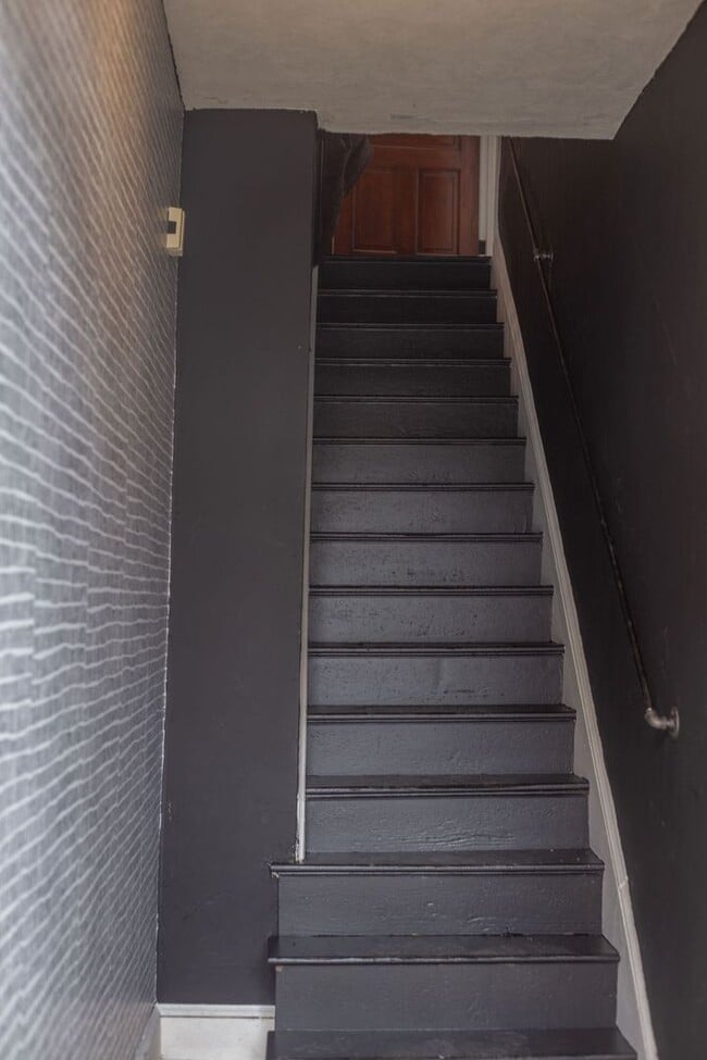 220 W Chestnut St in Lancaster, PA - Building Photo - Building Photo