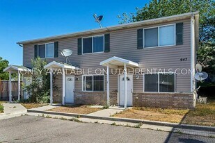 949 E 1150 S in Clearfield, UT - Building Photo