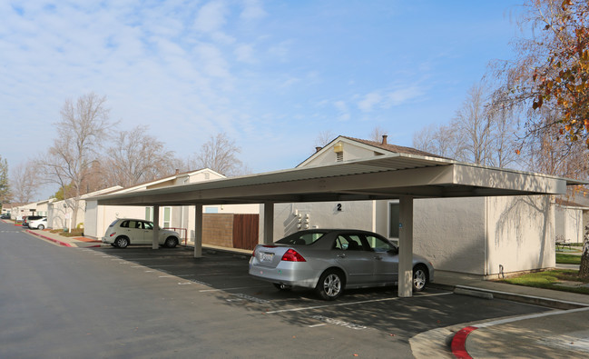 Vineyard Village in Livermore, CA - Foto de edificio - Building Photo