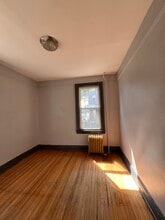 36 Rutgers Ave, Unit 1 in Jersey City, NJ - Foto de edificio - Building Photo