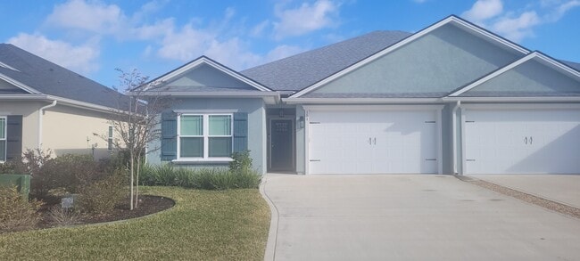 property at 151 The Villas Wy