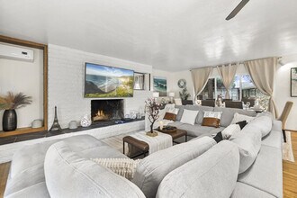 4989 Randlett Dr in La Mesa, CA - Building Photo - Building Photo