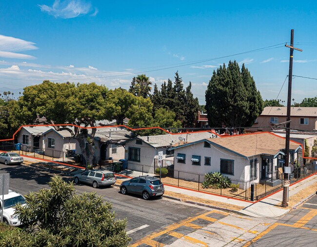 6612 Menlo Ave in Los Angeles, CA - Building Photo - Building Photo