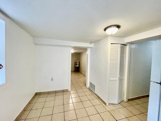 2227 W 19th St in Chicago, IL - Building Photo - Building Photo