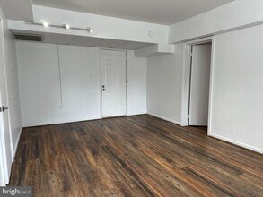 1816 Queens Ln in Arlington, VA - Building Photo - Building Photo