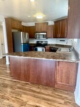 56 E Resaca Dr in Sandy, UT - Building Photo - Building Photo