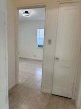 3519 W Rogers Ave in Tampa, FL - Building Photo - Building Photo
