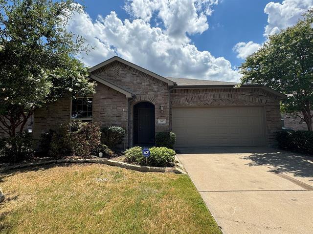 2007 Davy Crockett Dr in Forney, TX - Building Photo