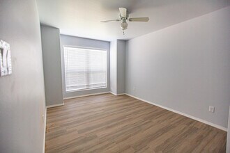 8623 10th St in Lubbock, TX - Building Photo - Building Photo