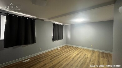 76 Ambleside Dr in Brampton, ON - Building Photo - Building Photo