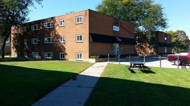 The Sonnet Apartments