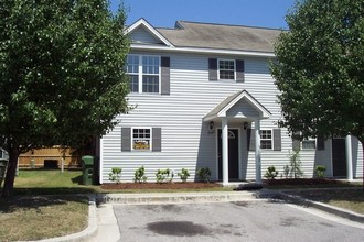 Port City Commons in Wilmington, NC - Building Photo - Building Photo