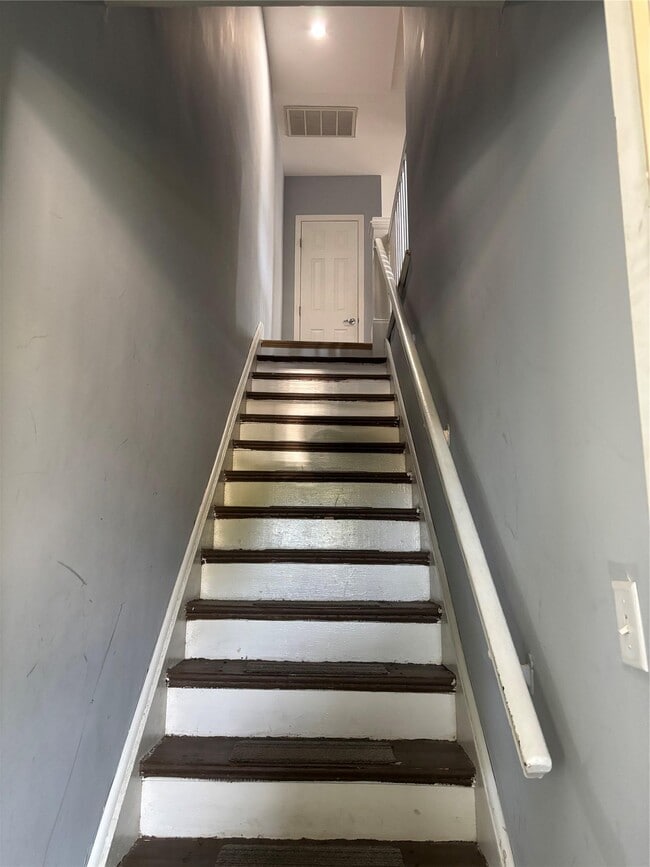 6 Florence St in Baldwin, NY - Building Photo - Building Photo