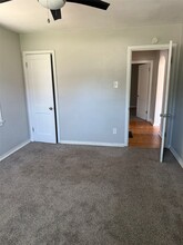 8342 Willett Ave in Jennings, MO - Building Photo - Building Photo
