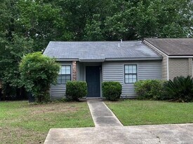3213 Mound Dr in Tallahassee, FL - Building Photo